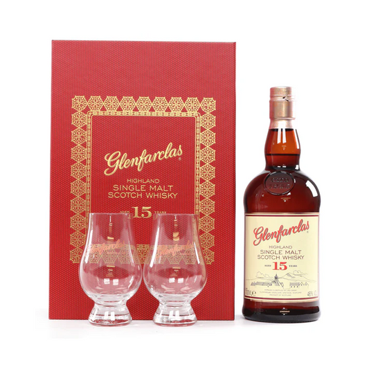 Glenfarclas 15 Year Old Single Malt Scotch Whisky + 2 Glencairn Glasses Gift Pack 700ml